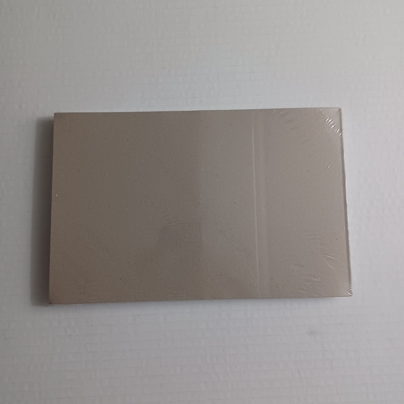 Purple Q Crafts NEW White 25 Pack Blank Cards With Envelopes (4.25 x 5.5) - Picture 4 of 4